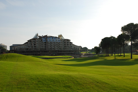 Grünanlage des Hotel Sueno Golf in Belek