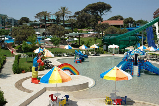 Kinderwasserrutschen des Hotels Gloria Verde Resort