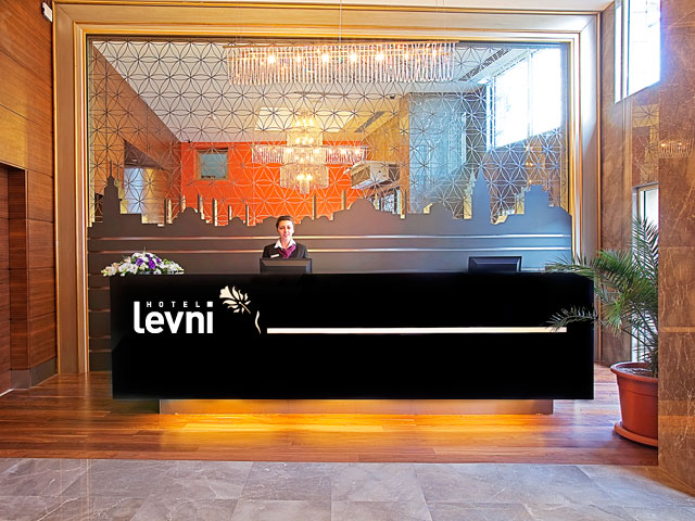 Rezeption des Hotels Levni in Istanbul
