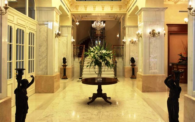 Korridor des Hotels Palazzo Donizetti in Istanbul