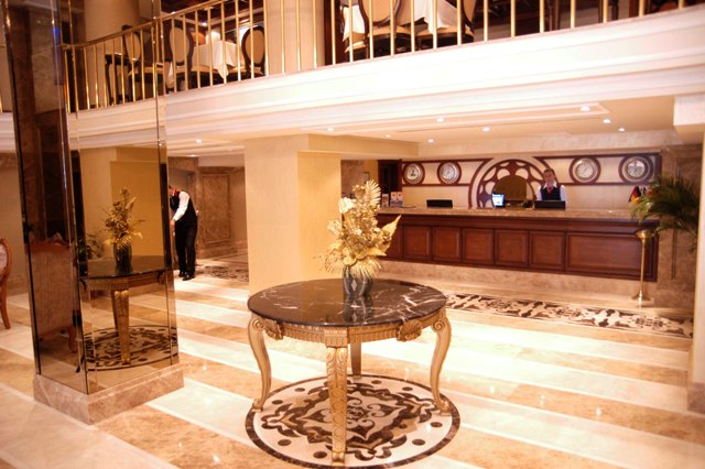 Rezeption des Hotels Tilia in Istanbul