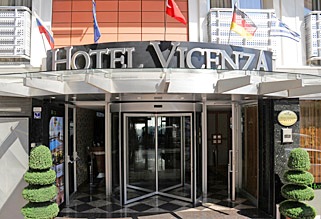 Eingangsbereich des Hotels Vicenza in Istanbul