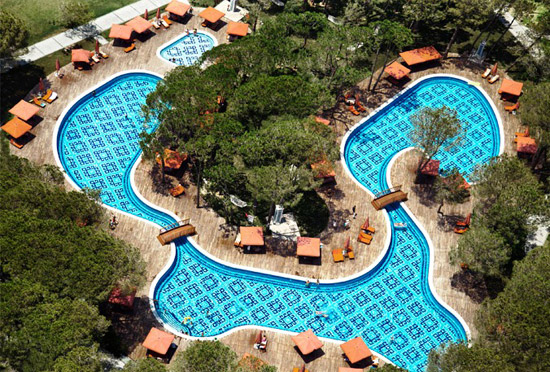 Aussenpoolanlage des Hotle Ali Bey Resort in Side